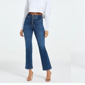 Good American GOOD CURVE STRAIGHT CASHMERE JEANS
Color: INDIGO329
Size: 2